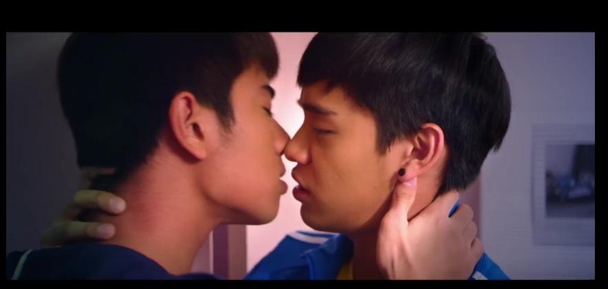 เงิน จัดเต็มเลิฟซีนใน Water boyy the movie หนัง Y ที่กระแสฮอตมากตอนนี้
