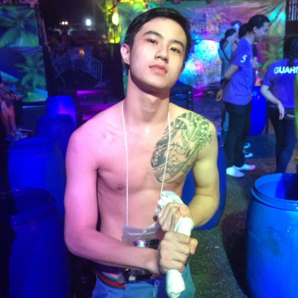 ละๆๆเลียให้เพลียแคม