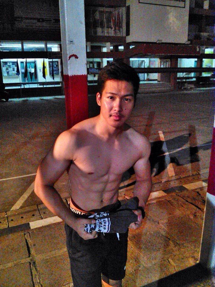 ละๆๆเลียให้เพลียแคม