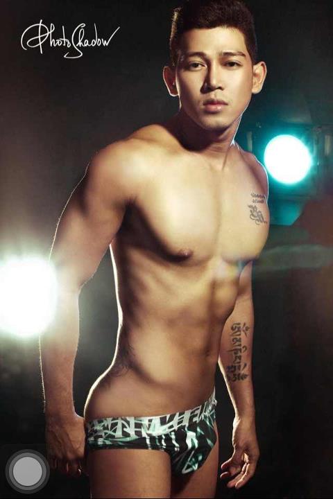 หนุ่มลูกครึ่งเวียดนาม - เขมร