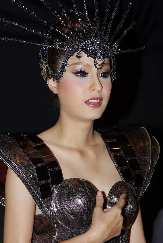 ขวัญ&ใหม่ "สวยวัวตายควายล้ม"