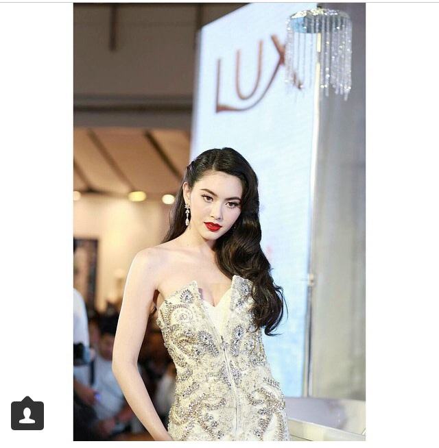 ขวัญ&ใหม่ "สวยวัวตายควายล้ม"