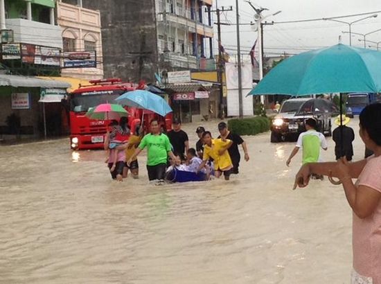 ประมวลภาพน้ำท่วมระยอง หลังพายุหวามก๋อ พัดถล่ม