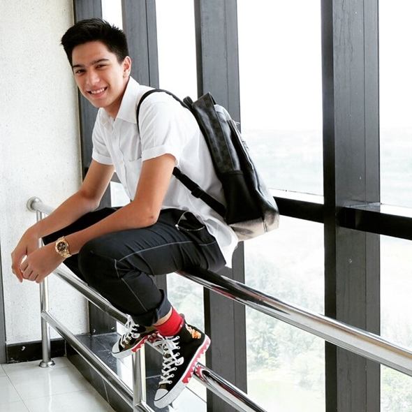 "กาโม่"หลาน เฉลิม อยู่บำรุง หล่อเก่ง เดือนคณะสังคมสงเคราะห์ศาสตร์(อินเตอร์) คนล่าสุด!