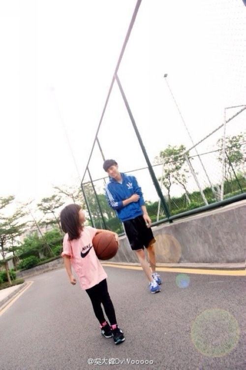 น่าเลิฟอ่ะ! พี่ชายสุดหล่อ รักน้องสาวคนนี้อย่างมากมาย