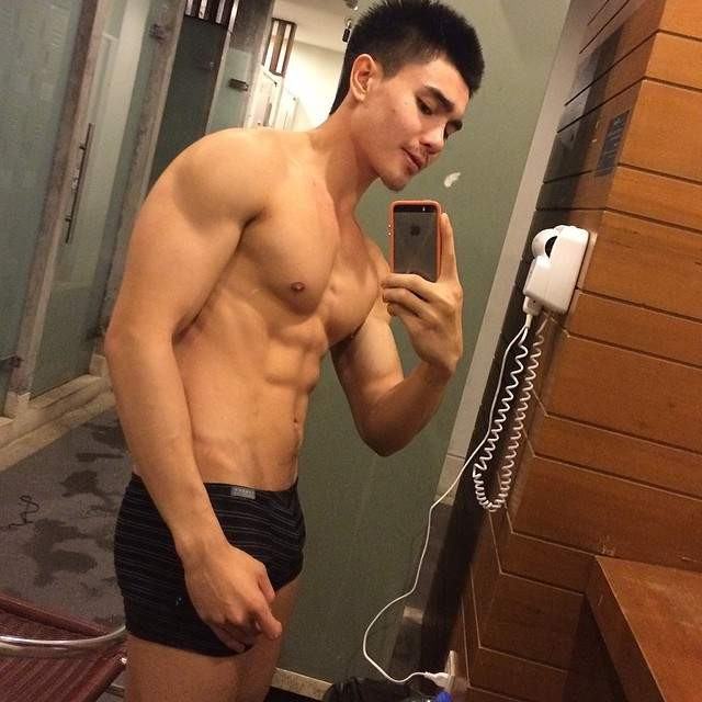 ขาวๆแน่นๆฟินๆ นายแซมมี่