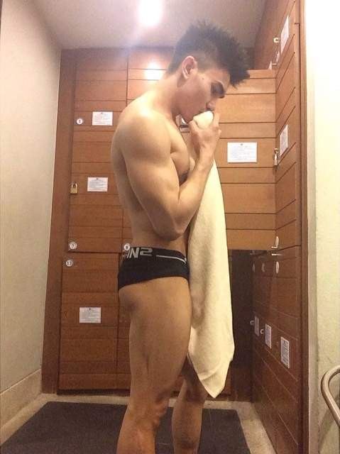 ขาวๆแน่นๆฟินๆ นายแซมมี่