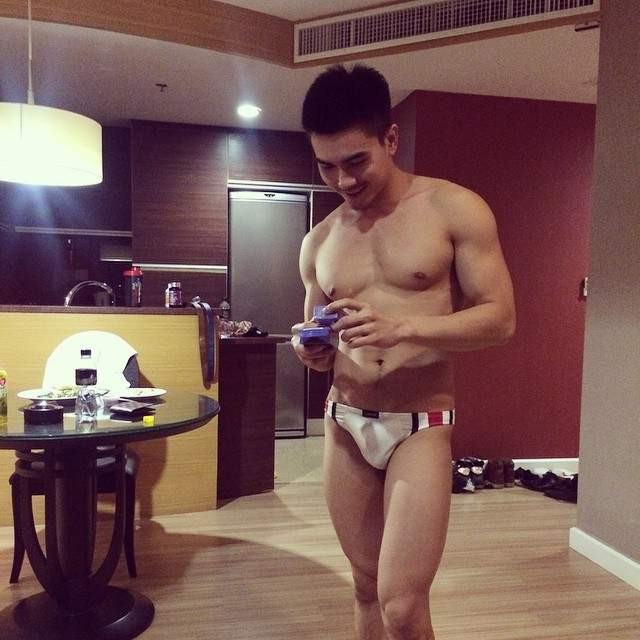 ขาวๆแน่นๆฟินๆ นายแซมมี่