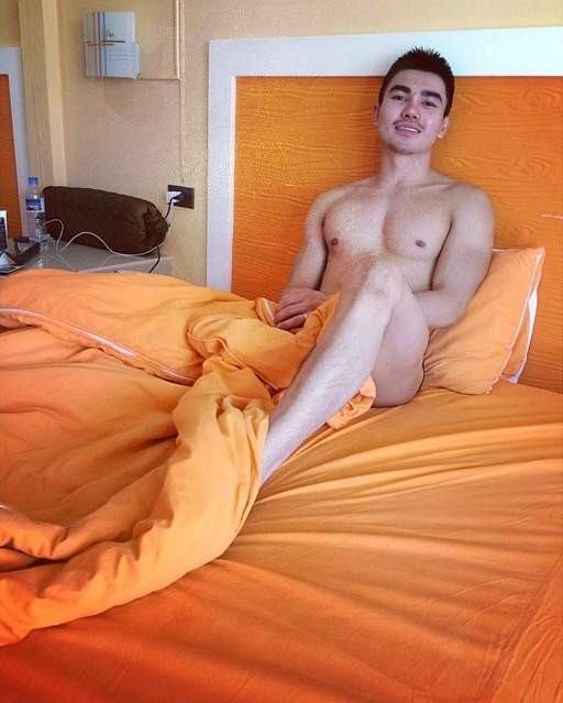 ขาวๆแน่นๆฟินๆ นายแซมมี่