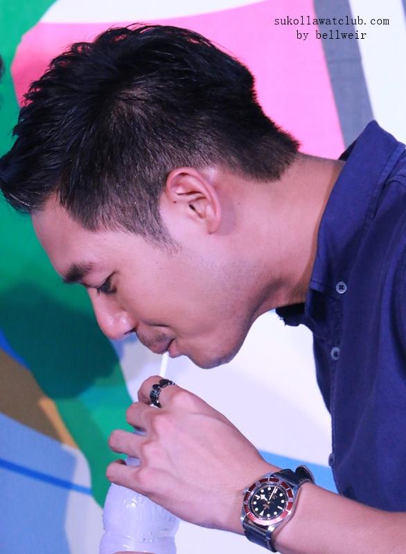 อ้ายยเอ๊ย อยากสอยเลียซับเหงื่อเด้