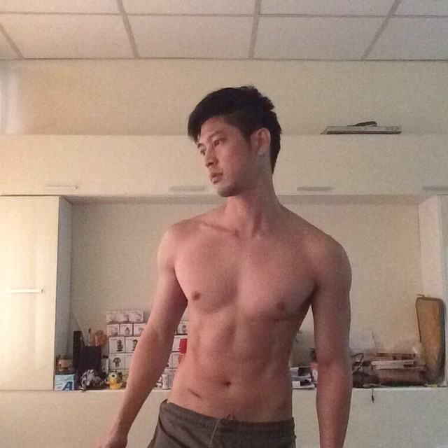 ส่อง IG ฟินมาก..ผู้ชายมากมายก่ายกอง