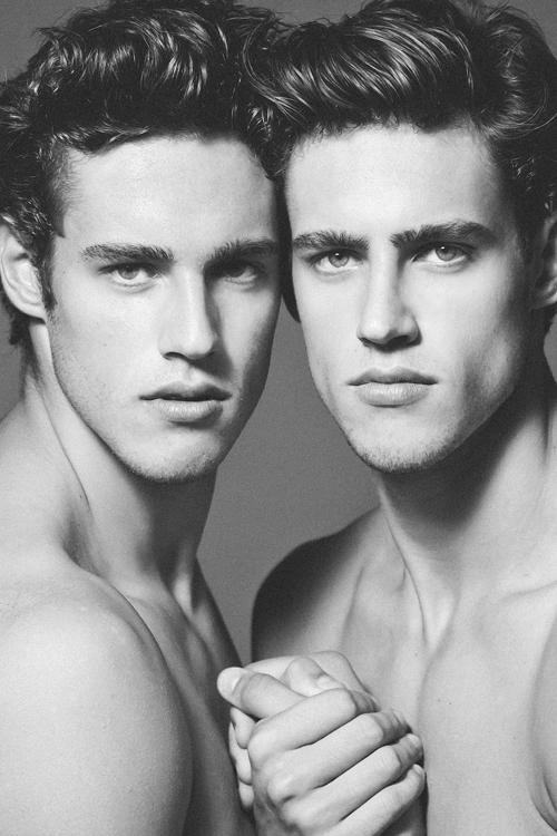 แฝดสุดหล่อ Jordan and Zac