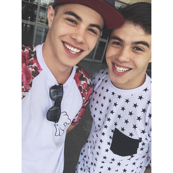 แฝดสุดหล่อ gustavo and tulio rocha