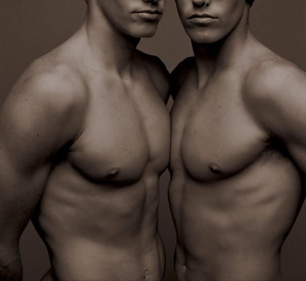 แฝดสุดหล่อ Derek and Keith Brewer