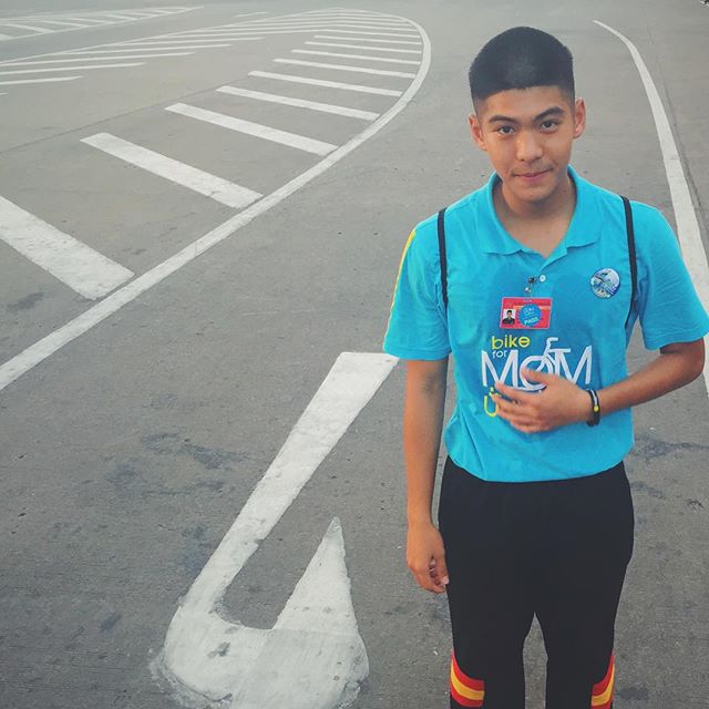 ฟรีช หนุ่มนักเรียนนายร้อย น่าละอ่อน IG@FREEZE_CHNEW