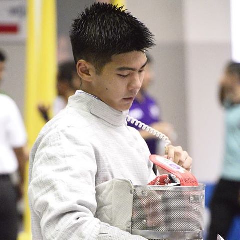 ฟรีช หนุ่มนักเรียนนายร้อย น่าละอ่อน IG@FREEZE_CHNEW