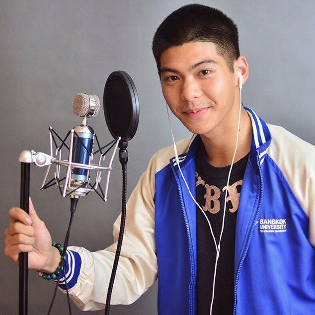 ฟรีช หนุ่มนักเรียนนายร้อย น่าละอ่อน IG@FREEZE_CHNEW