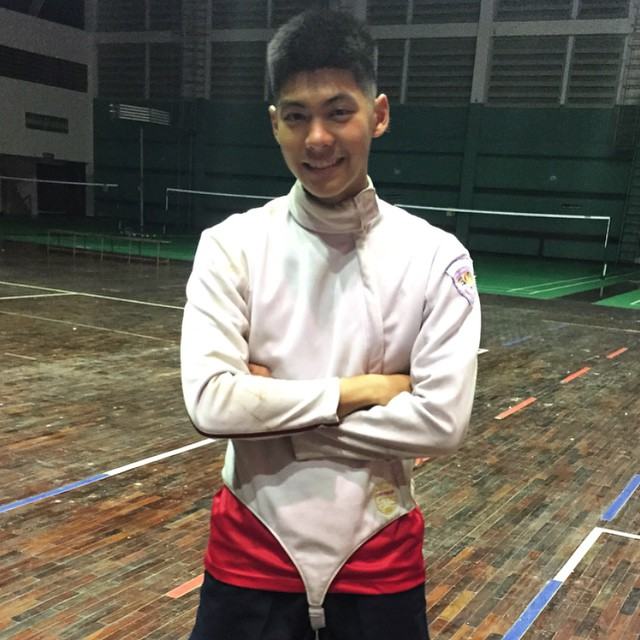 ฟรีช หนุ่มนักเรียนนายร้อย น่าละอ่อน IG@FREEZE_CHNEW