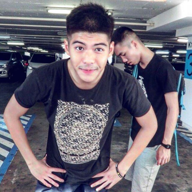 ฟรีช หนุ่มนักเรียนนายร้อย น่าละอ่อน IG@FREEZE_CHNEW