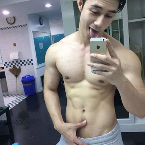เซลฟี่เซลฟิน