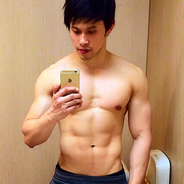 เซลฟี่เซลฟิน