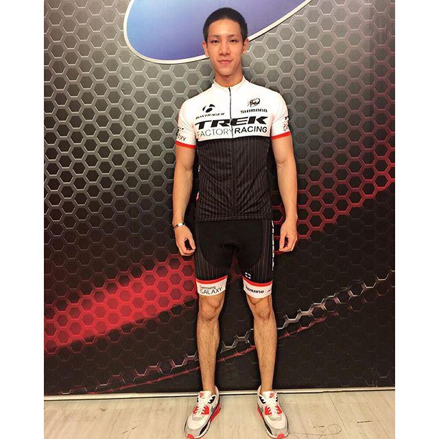 นายเป้ หนุ่มตี๋หุ่นแน่น IG@PAELIMITED