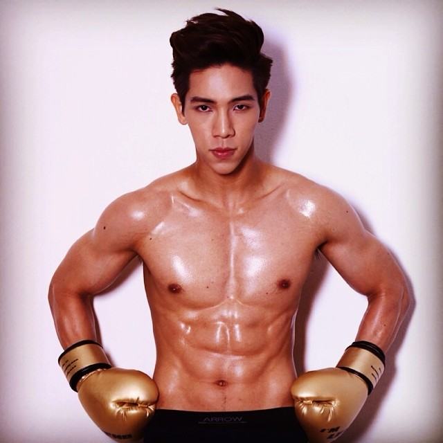นายเป้ หนุ่มตี๋หุ่นแน่น IG@PAELIMITED