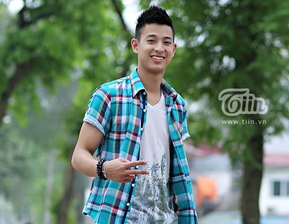 หนุ่มหล่อนักกีฬาแบดมินตันของเวียดนาม Pham Hong Nam