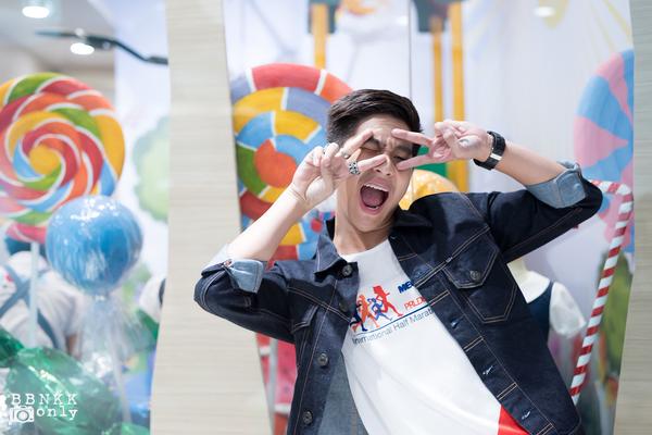 จำหนุ่มหล่อน่ารักคนนี้ได้ป่าว อายุแค่ 15 แต่ดูโตเกินวัย