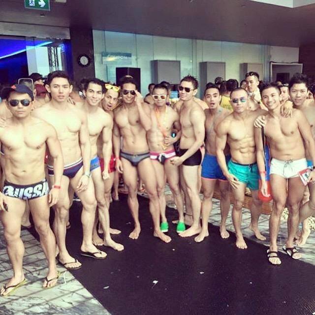 ร้อนมาก! อยากเล่นสงกรานต์