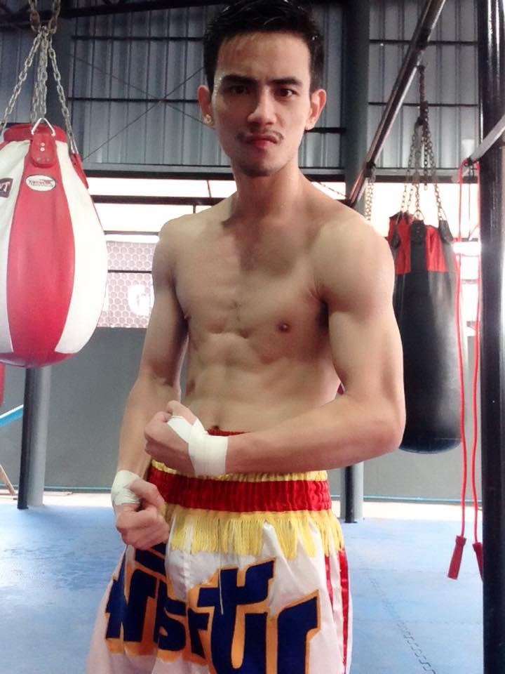 ฟ้าลั่นจูเนียร์ เกษตรพัฒนา ฟิตร่างกายเพื่อศึก "ศึกดวลกำปั้น ไต่บัลลังก์โลก"