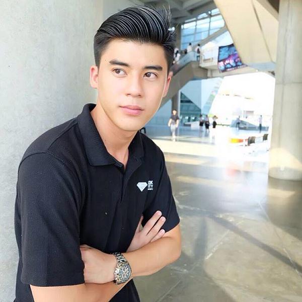 หนุ่มคนนี้ กินข้าวกับอะไร ทำไมหล่อแบบนี้ Korn ณัฎฐพงษ์ ม.กรุงเทพ @Kornknc