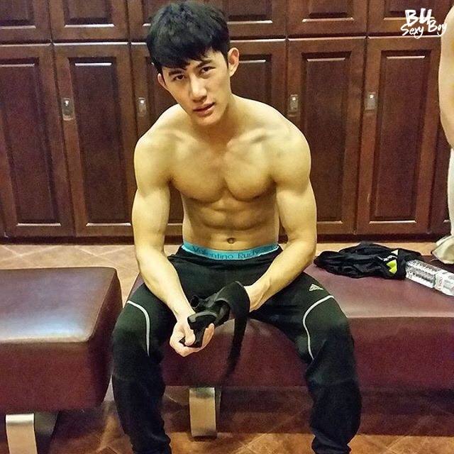 เห็นกล้ามท้อง น้องน้ำเล็ด!!!