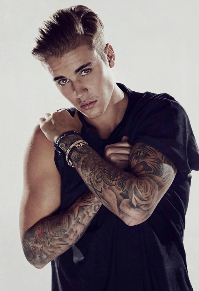 รวมภาพถ่ายแบบล่าสุดของหนุ่มสุดฮอต Justin Bieber!