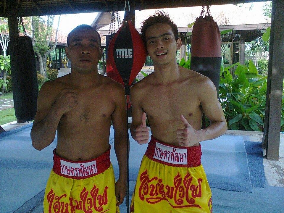 ไมค์ เกษตรพัฒนา นักมวยหน้าคล้าย ไมค์ ภิรมย์พร