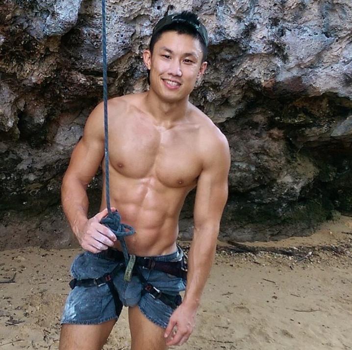 จัดเต็บสูบ
