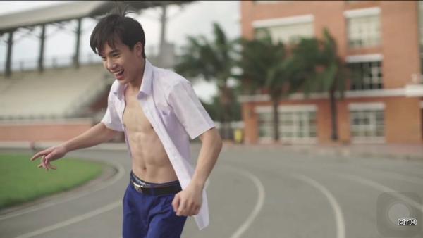 "ซัน" นิสัย: อารมณ์ดี เจ้าเล่ห์ มีความเป็นผู้นำ แต่แรดมากกก ใน ฮอร์โมน ซีซั่น3