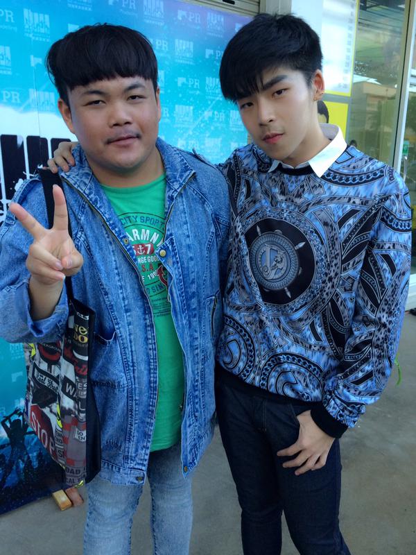 "เกมเพลย์"@ขอนแก่น ตี๋หล่อโชว์สเต็ปแดนซ์ด้วยน่าร๊ากจุงงง