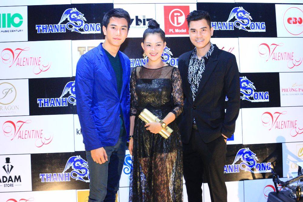 Pak Narapat in Vietnam with Koolcheng Trịnh Tú Trung 2015