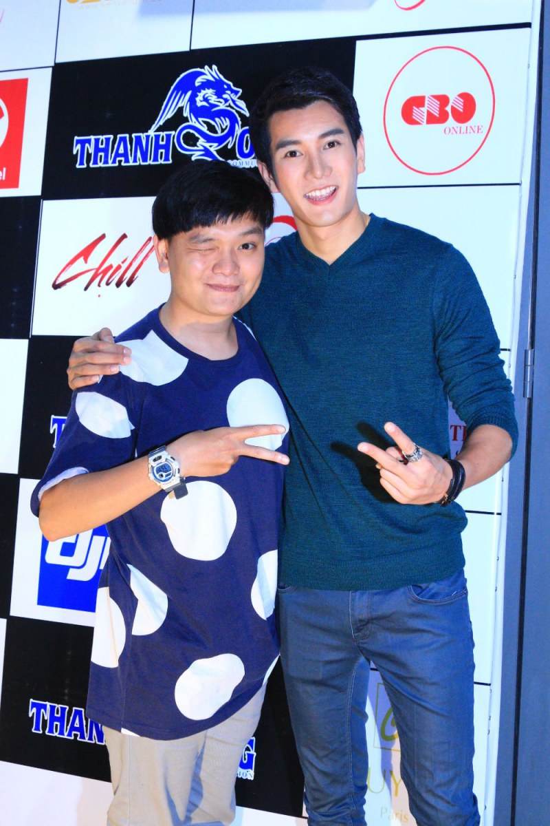 Pak Narapat in Vietnam with Koolcheng Trịnh Tú Trung 2015