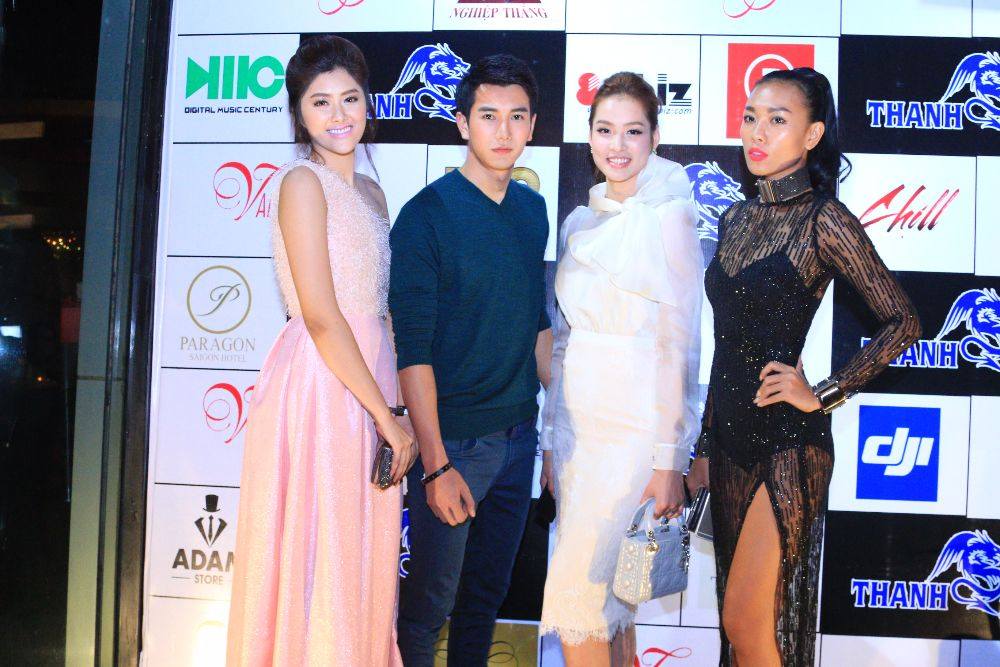 Pak Narapat in Vietnam with Koolcheng Trịnh Tú Trung 2015
