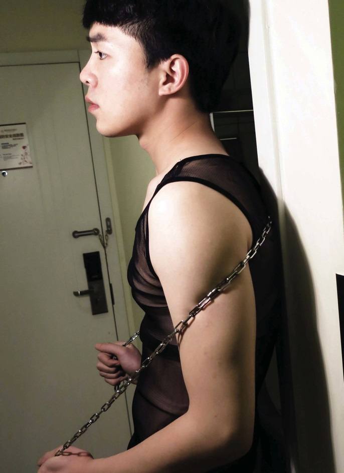 หนุ่มตี๋ขาวใส ไซศ์บิ๊ก์