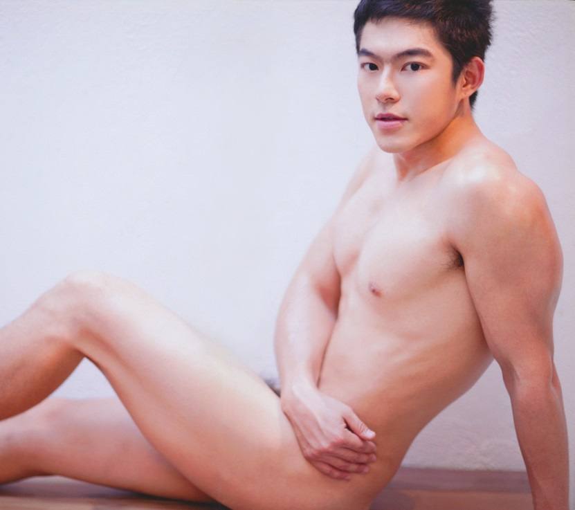โอ๊ต สุรชัย หนุมไทยไซส์แน่นๆ