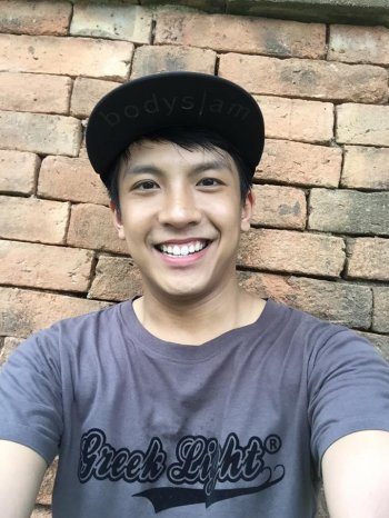 อยากมีแฟนหมอลำ "เต๋า ภูศิลป์" หมอลำหนุ่มหล่อ มาแรง แซ่บหลาย!!