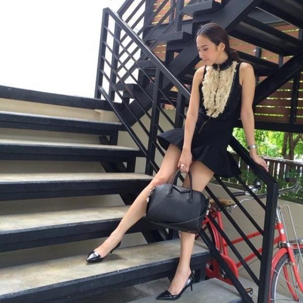 แอบส่องเบาๆ!! กระเป๋าสุดหรูของ ซุปตาร์ อั้ม พัชราภา เริ่ดทุกใบเลย!!(เยอะมว๊าก)