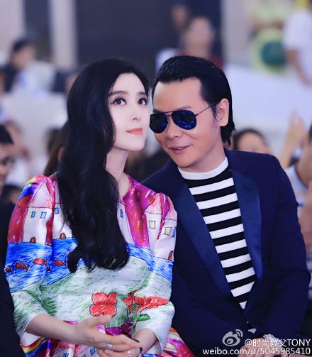 Fan Bing Bing สวย ใส สไตล์แบ๊วๆ ในชุดเดรสของแบรนด์ดัง D&G @งานอีเว้นท์ที่เมืองเซินเจิ้น