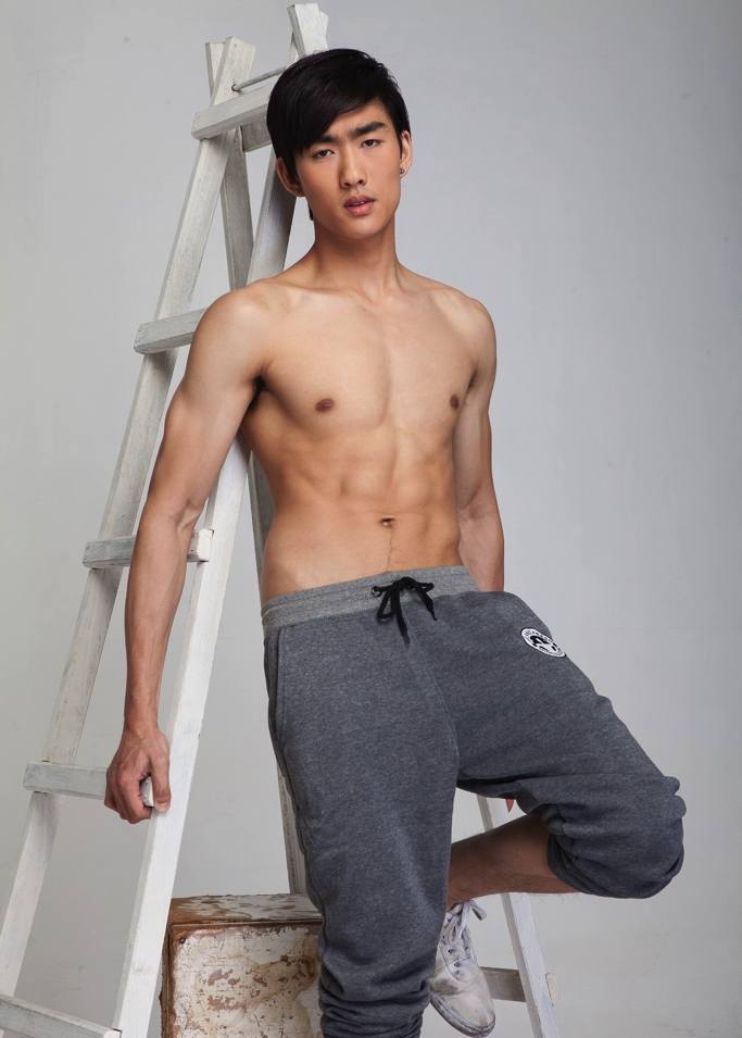 หนุ่มๆหุ่นแซ่บ จาก Glow