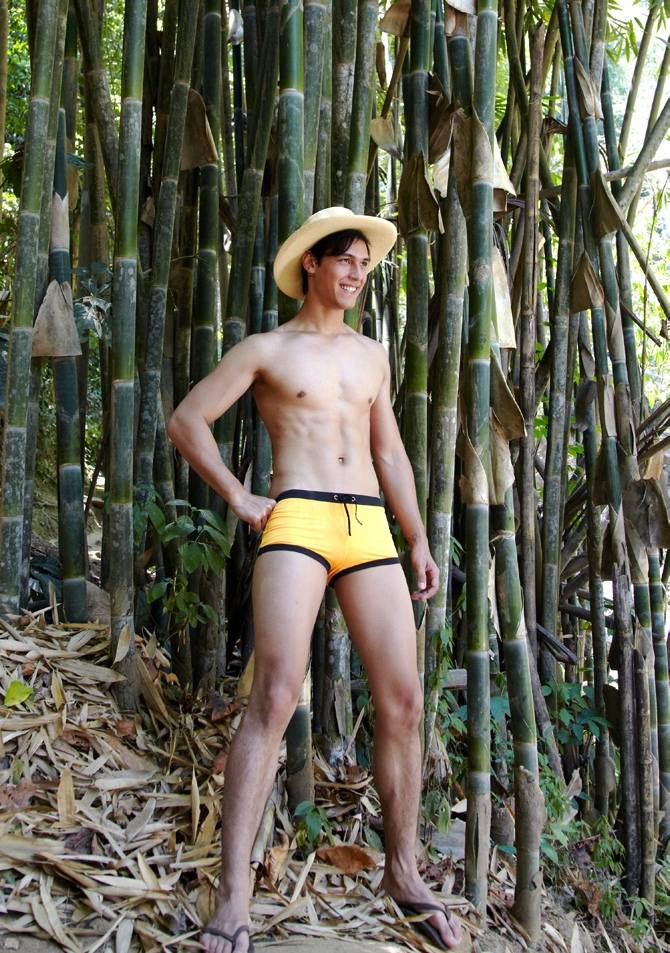 หนุ่ม ณ กาย @น้ำตก มาเป็นลำ