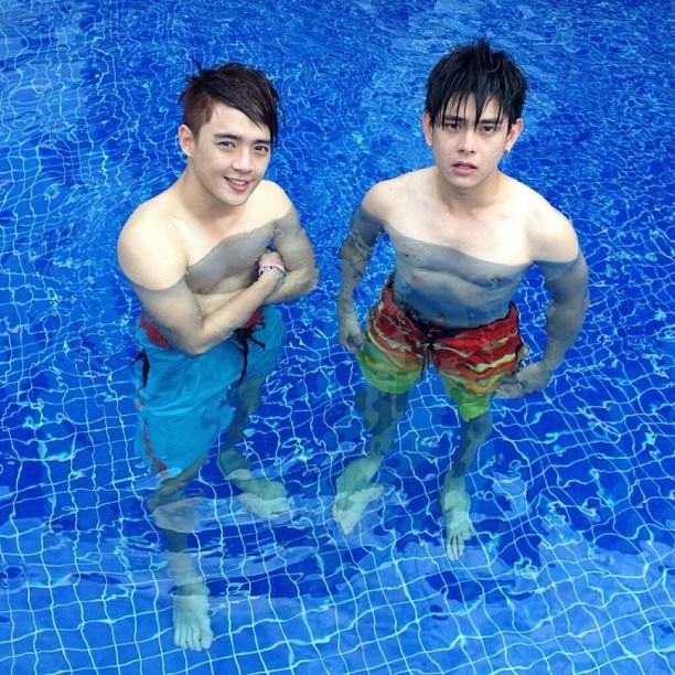 ฮอต! พระเอกหน้าหวาน หล่อหุ่นแซ่บ "เอี๊ยง สิทธา"