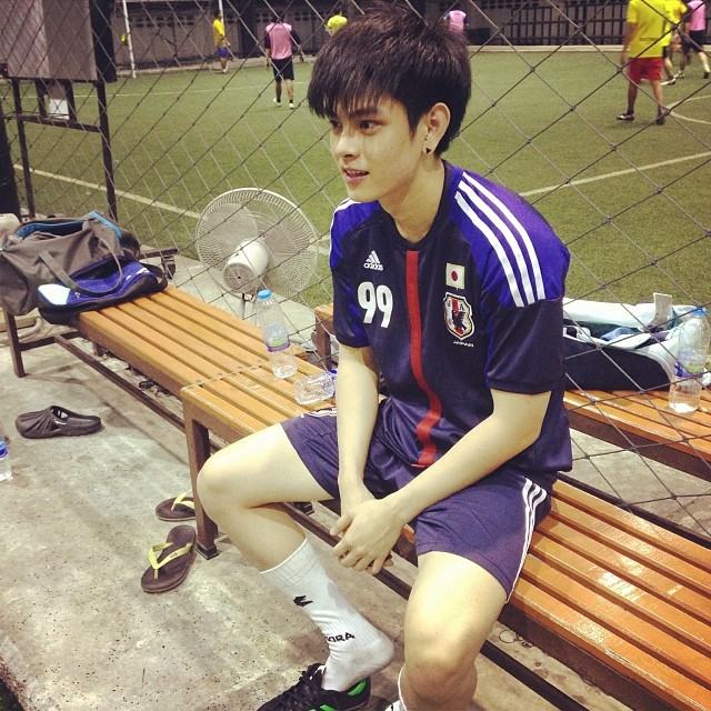 ฮอต! พระเอกหน้าหวาน หล่อหุ่นแซ่บ "เอี๊ยง สิทธา"